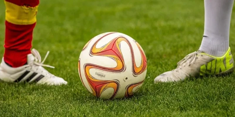 Kết hợp phân tích kèo Châu Á & Tài Xỉu để dự đoán